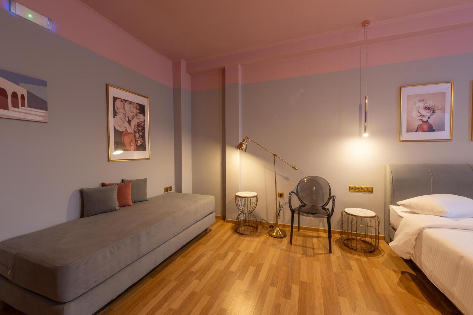L Suites The Writer'S House ยีธิโอ ภายนอก รูปภาพ
