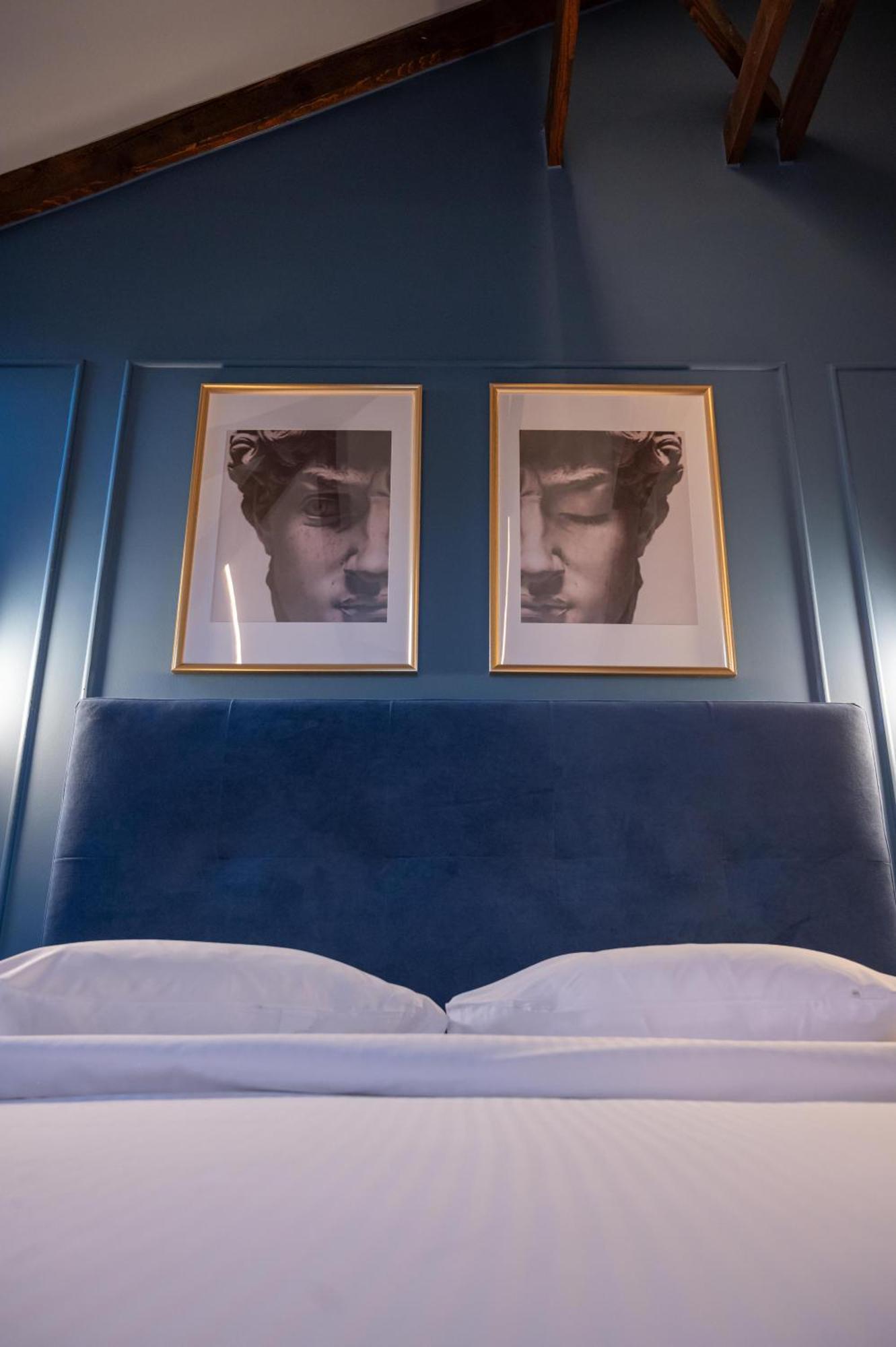 L Suites The Writer'S House ยีธิโอ ภายนอก รูปภาพ