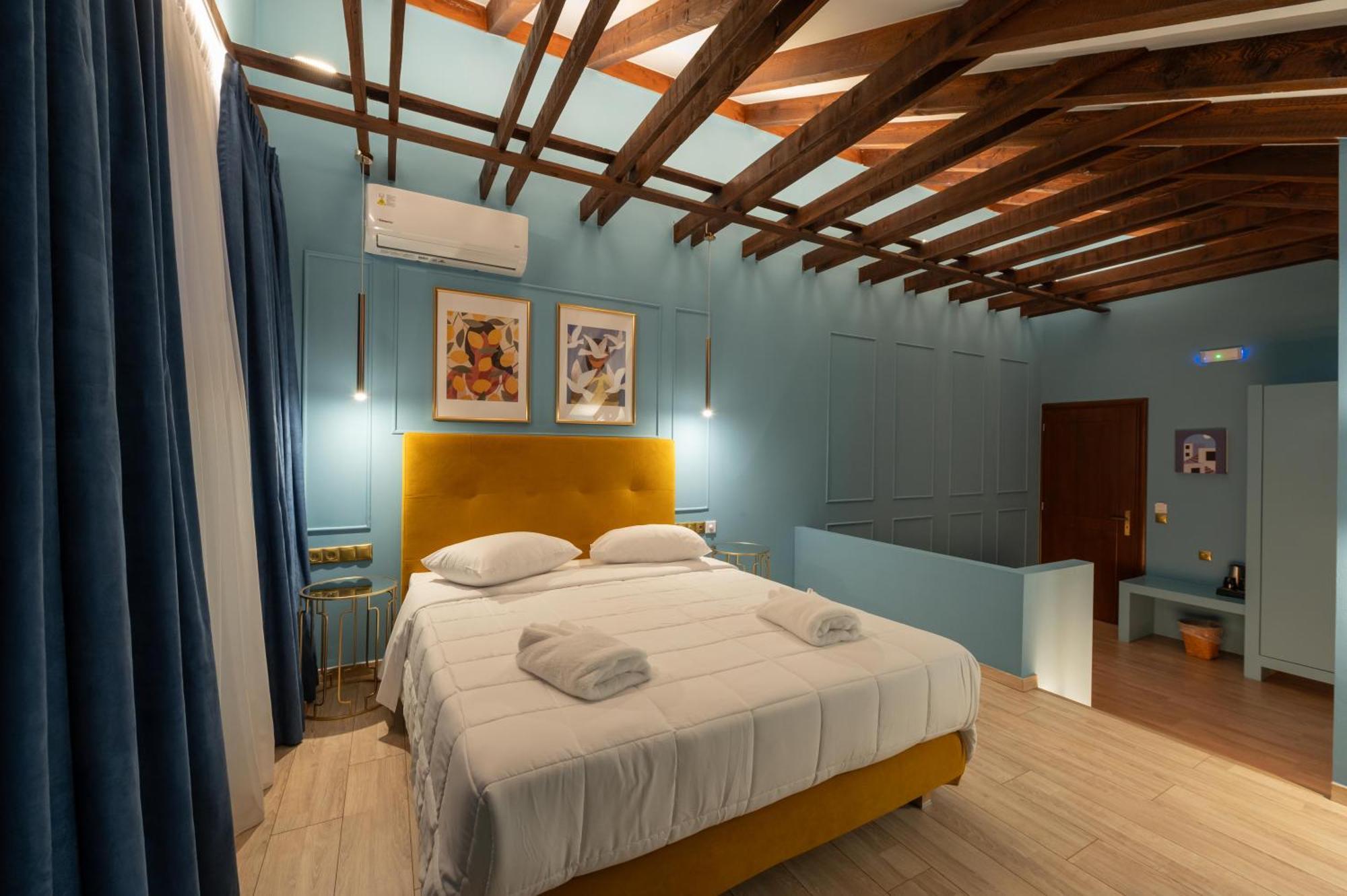 L Suites The Writer'S House ยีธิโอ ภายนอก รูปภาพ
